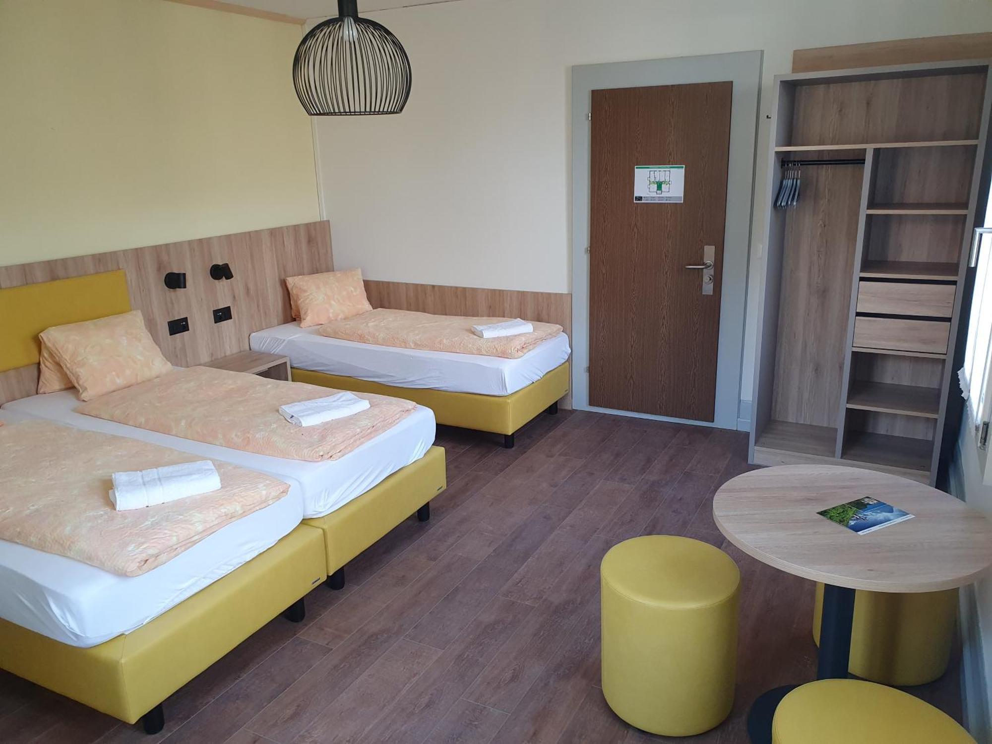 Budget Waldhotel Unspunnen Albergue *